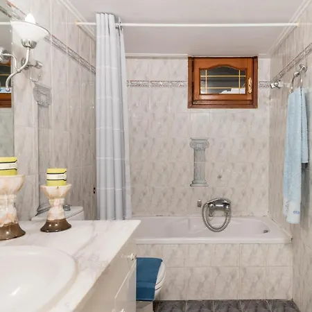 Virginia - In Helmata Apartman Argosztóli