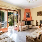 Apartment Virginia - In Helmata